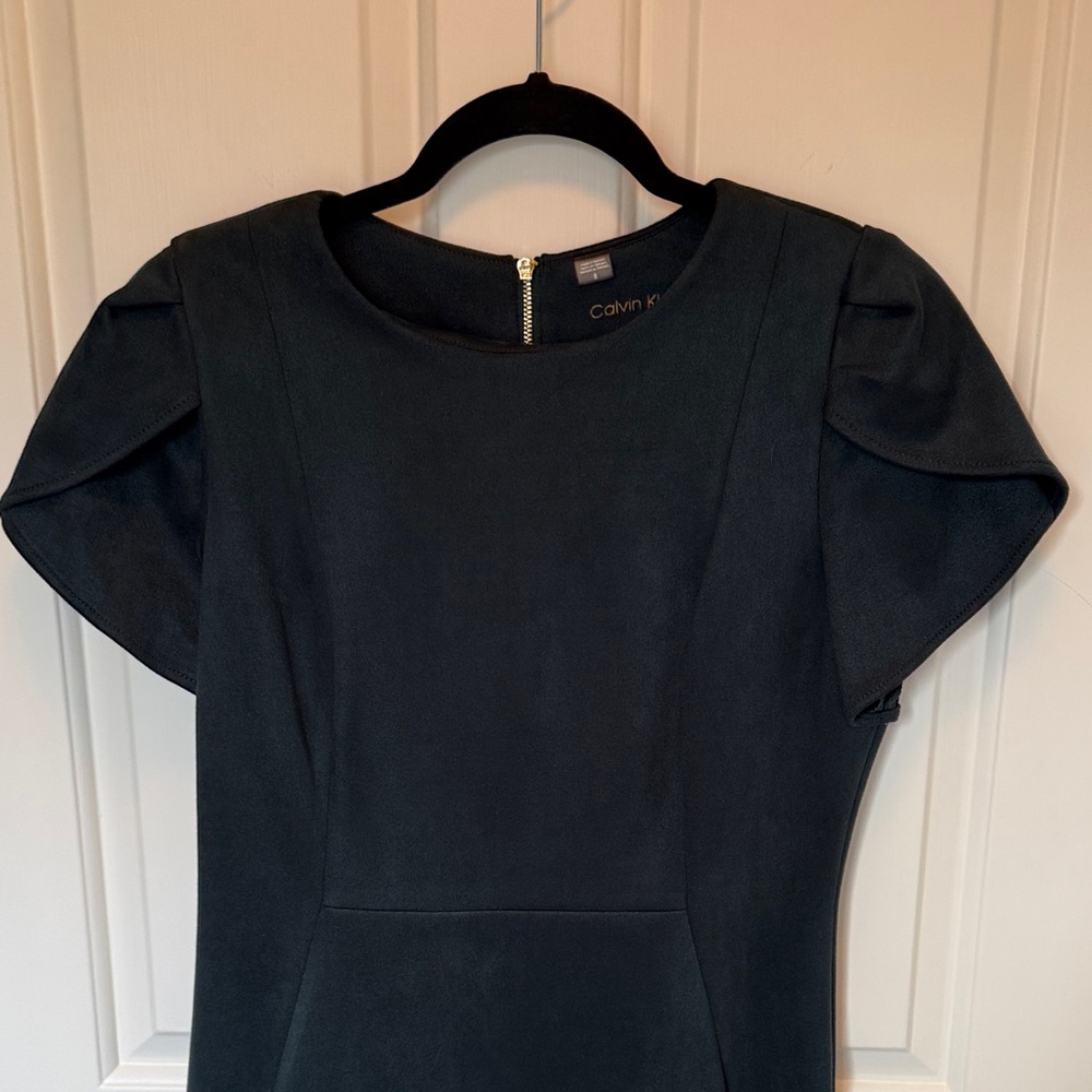 Calvin Klein Elegant Black Midi Dress